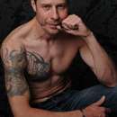 Sexy St Louis body builder, age 26, looking for fun and hot sex!